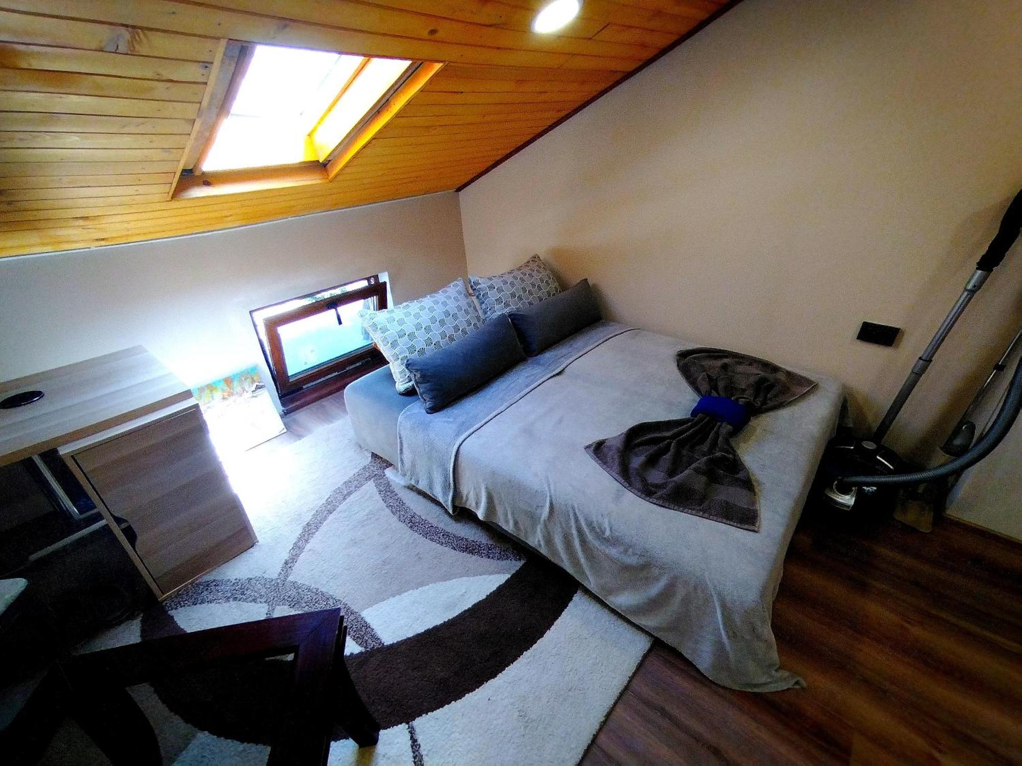 Low Budget Apartment With Breakfast #3 Várna Kültér fotó